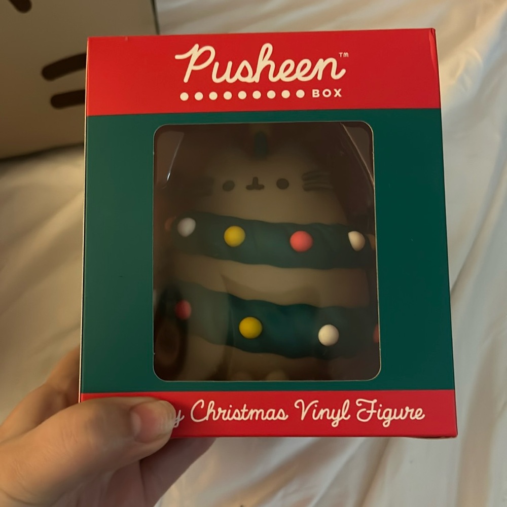 Pusheen Box Christmas Figure